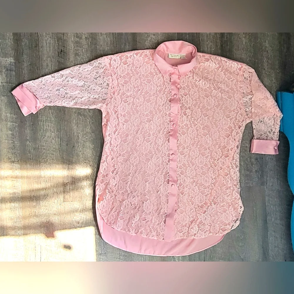 Vintage 90's Victoria's Secret Lace Button-Up Night Shirt Women's M/L Pink Satin - Picture 5 of 10